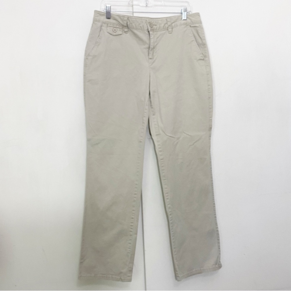 APT. 9 Tomboy Chino straight leg pants Side and back pockets. Cotton blend. 12